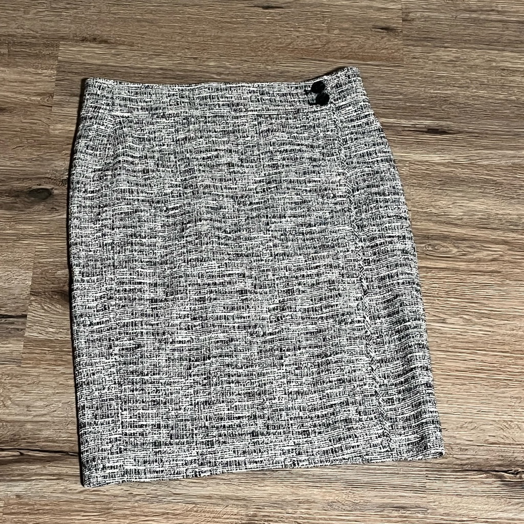 Ann Taylor Black & White Tweed Pencil Skirt